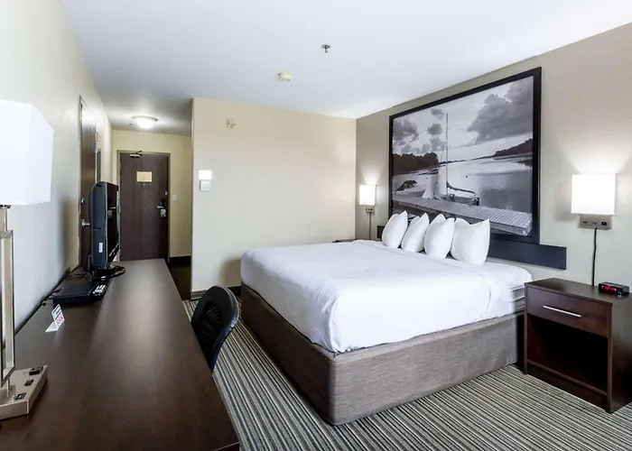 Super 8 By Wyndham Truro Ns
