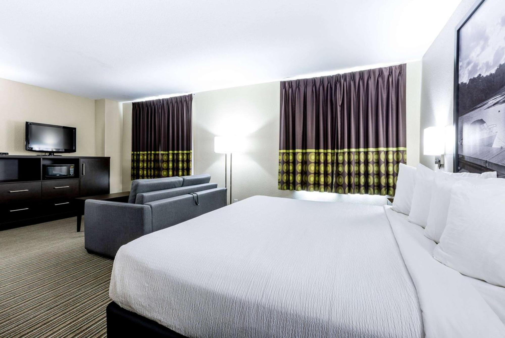 Hotel Super 8 By Wyndham Ns Truro