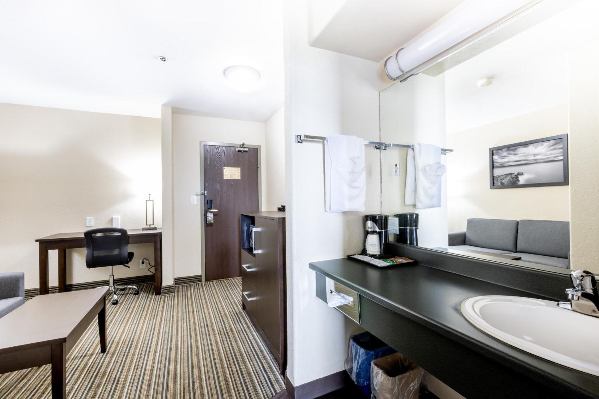 Hotel Super 8 By Wyndham Ns Truro