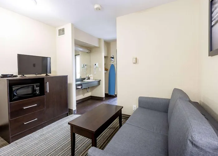 Super 8 By Wyndham Truro Ns