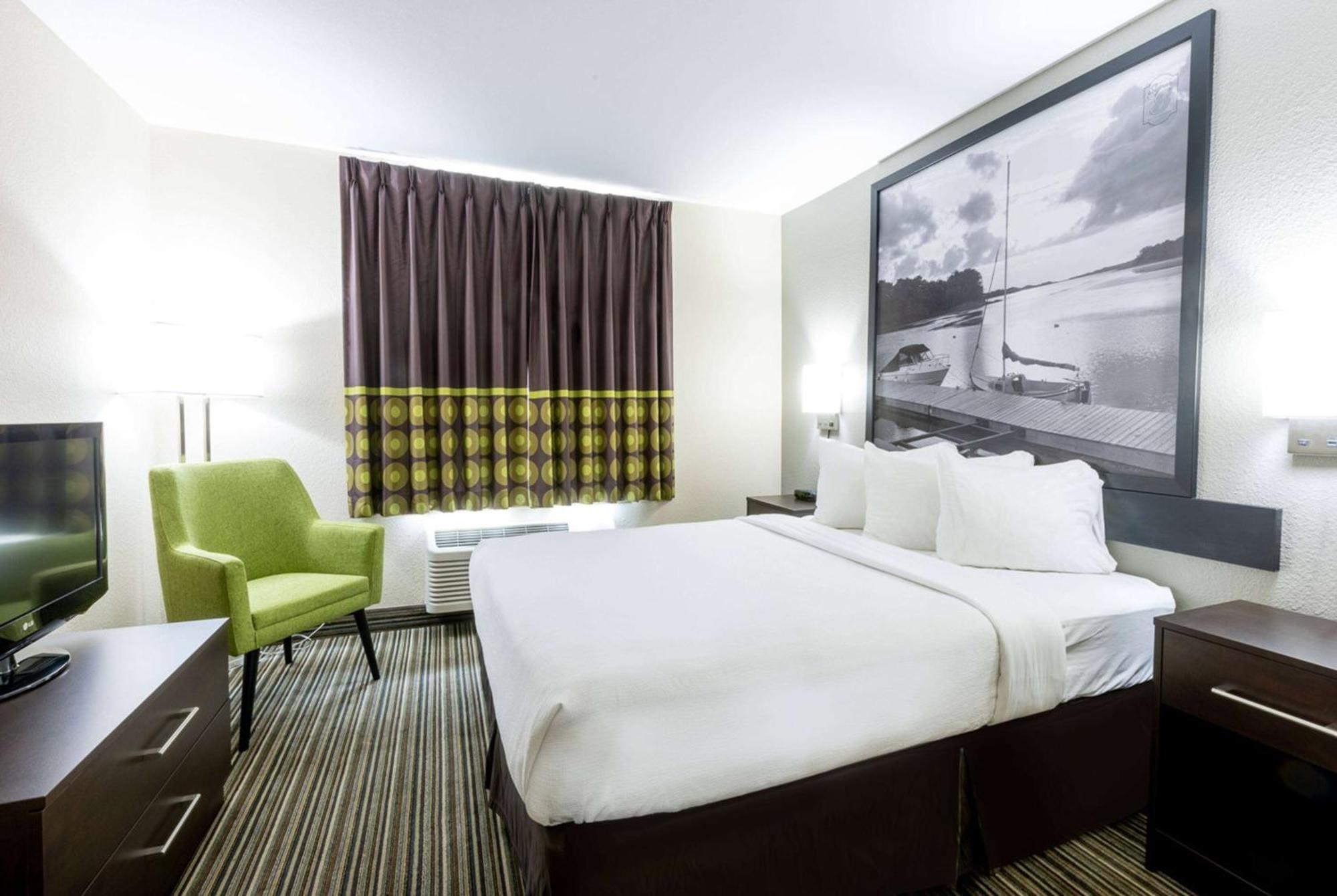 Super 8 By Wyndham Ns 2*
